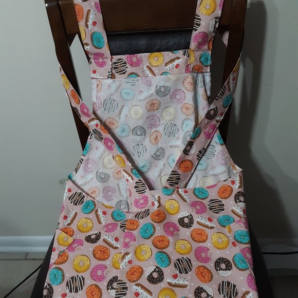 Cross Back Apron - Picture 2 of 7